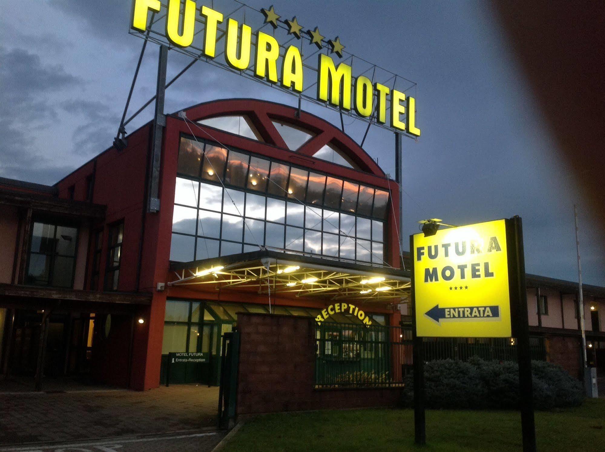 Hotel Motel Futura Paderno Dugnano Exteriör bild